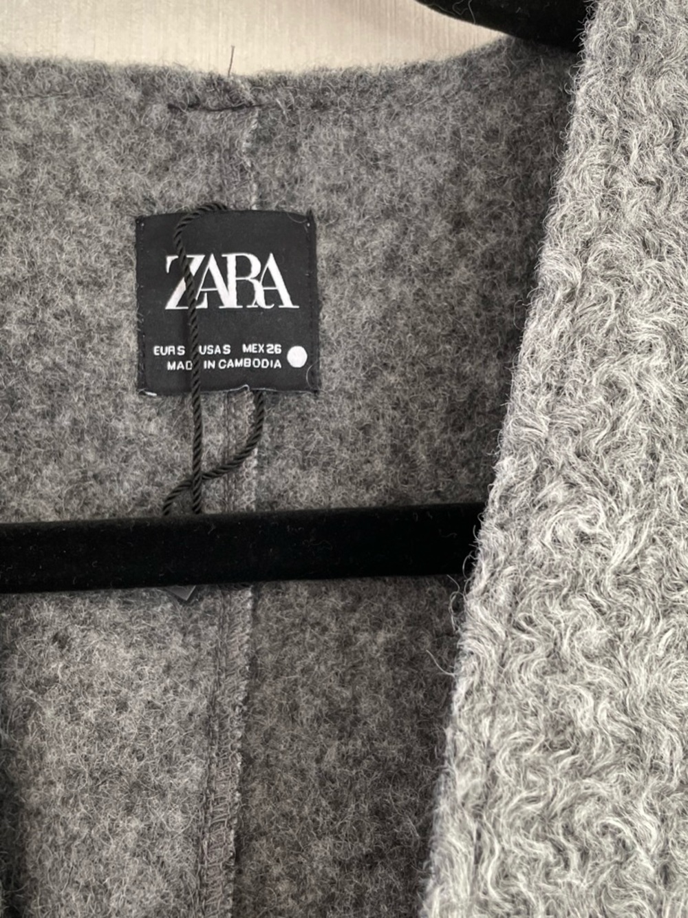 Zara Gray Sleeveless Knit Belted Long Vest - Picture 2 of 4